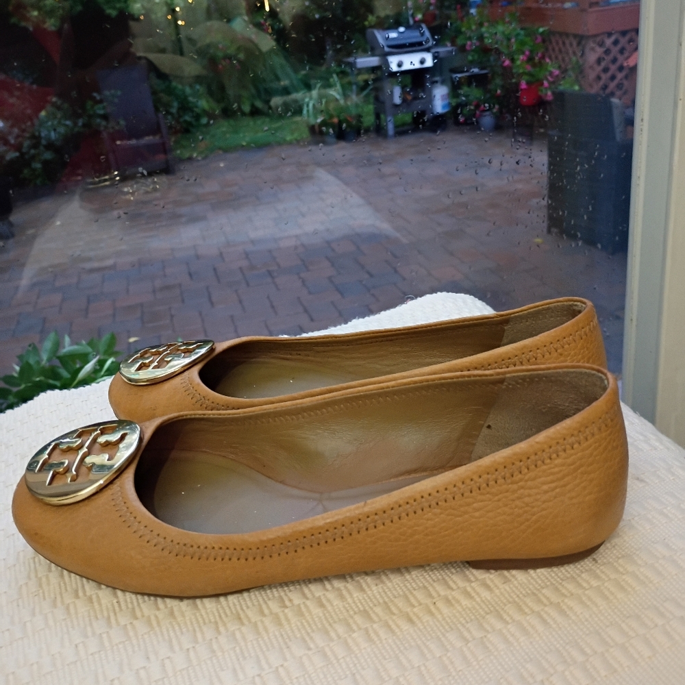 Tory Burch Tan Leather Ballet Flats.Size 6.5. - Picture 4 of 10